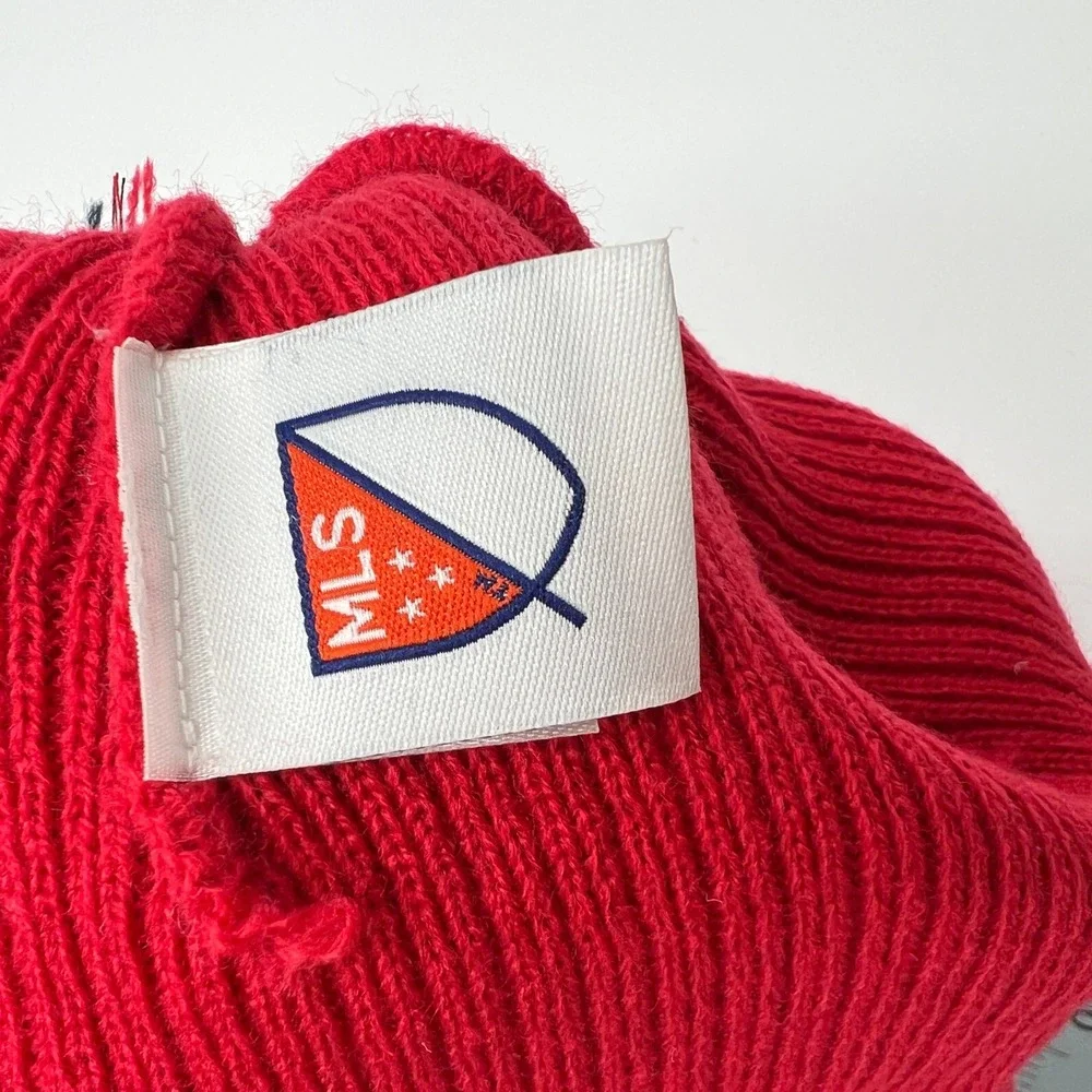 MLS New England Revolution‎ Red Cuffed Pom Beanie Hat Retro Kick Logo OSFM NEW